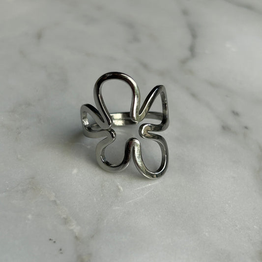 Flower ring
