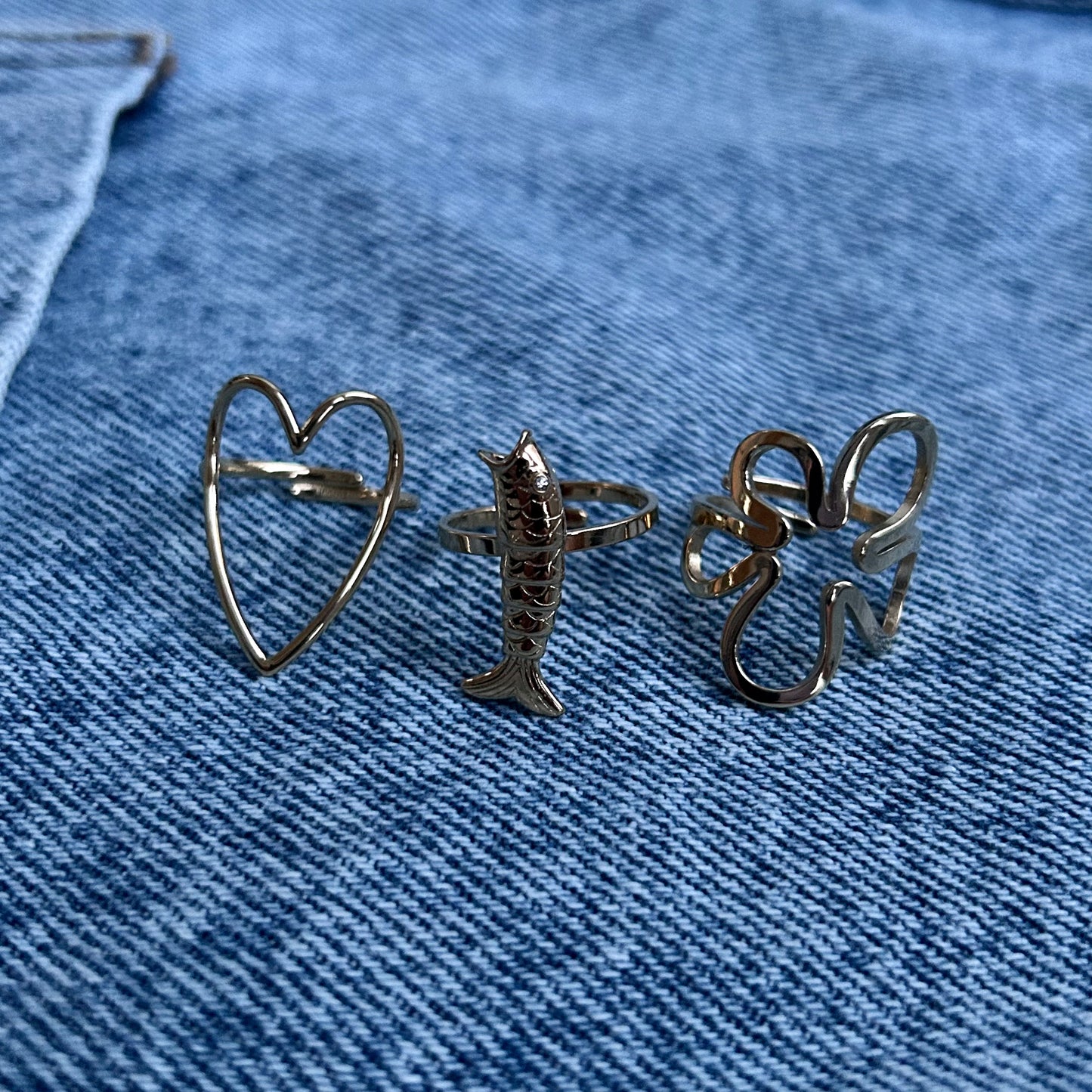 Open heart ring