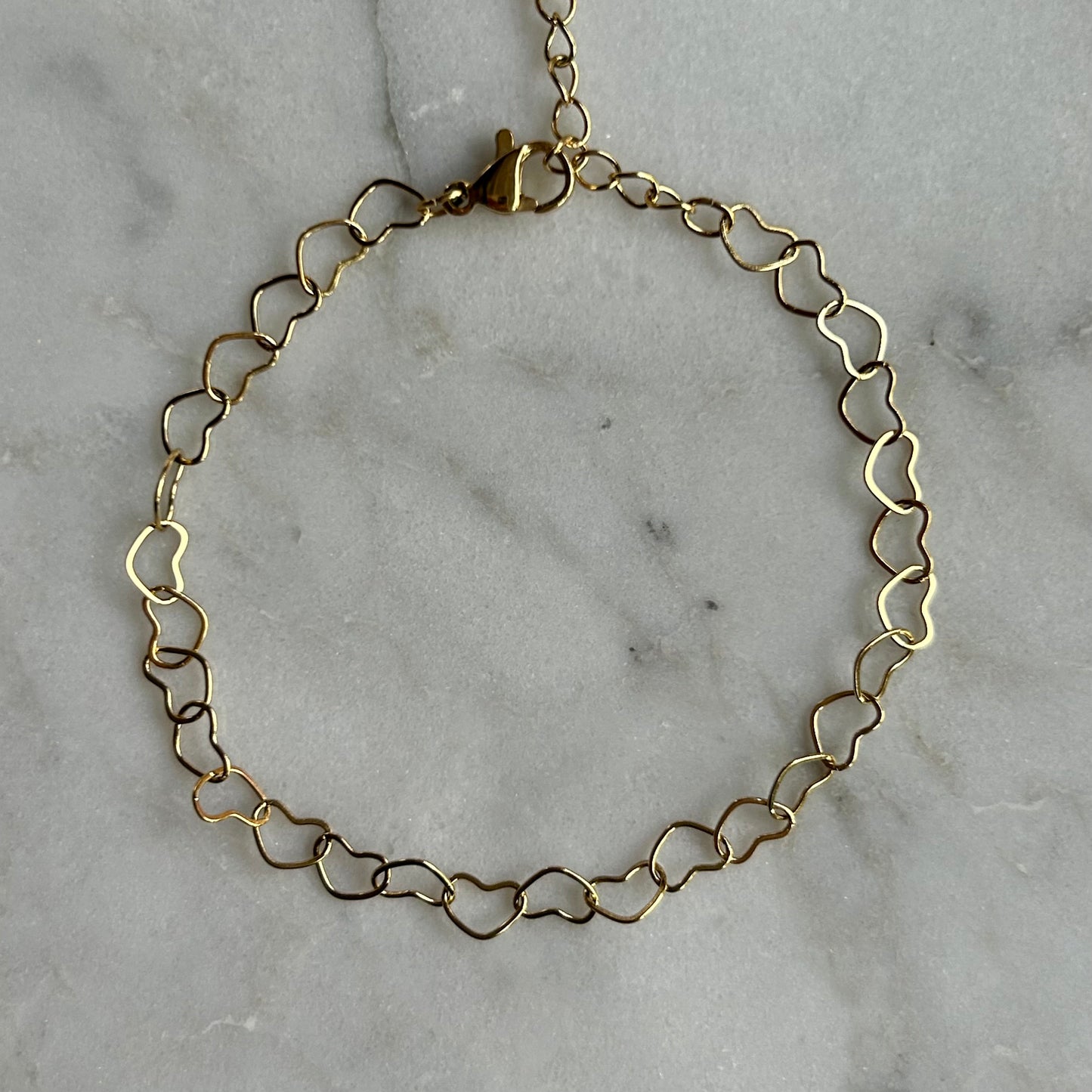 Mini heart armband