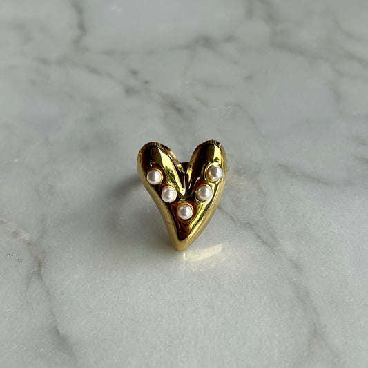 Pearl heart ring